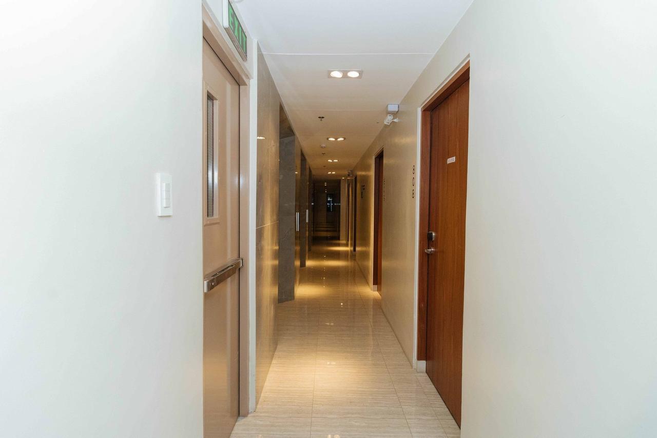 Reddoorz Premium Near Ust Hospital Hotel Манила Екстериор снимка